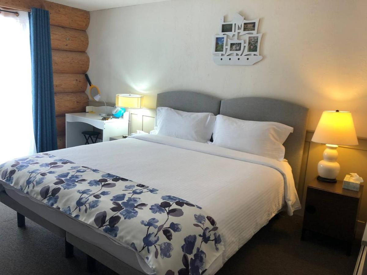 Cariboo Log Guest House Lac La Hache Zewnętrze zdjęcie