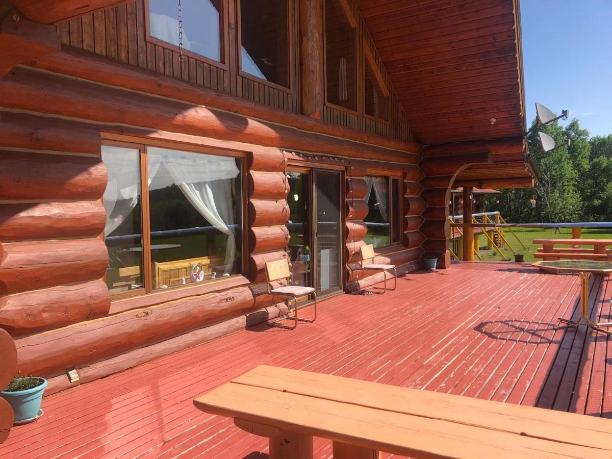 Cariboo Log Guest House Lac La Hache Zewnętrze zdjęcie